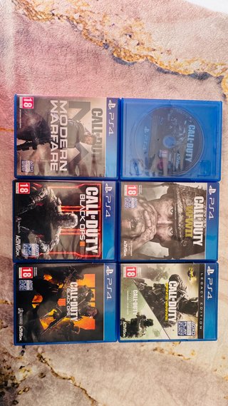 Pack 6 Giochi Call of Duty PS4