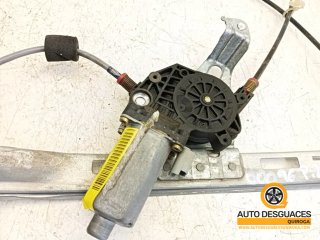 Elevalunas delantero izquierdo Peugeot 206