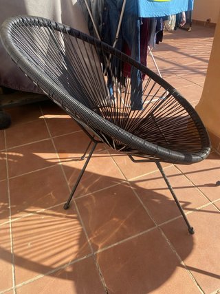 4 Sillas Acapulco Negras Terraza 15€ cada una.