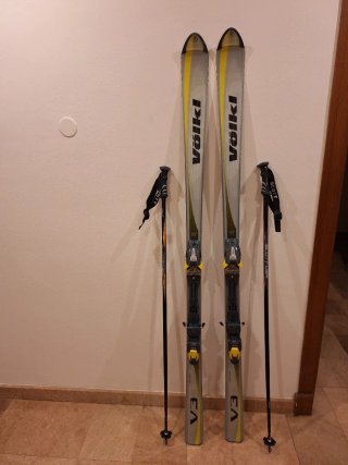 Esquís Völkl con Bastones Scott