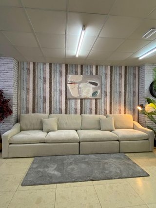 Sofá beige y gris de tela