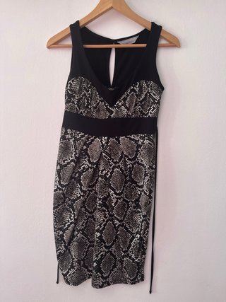 Vestido corto estampado talla 36