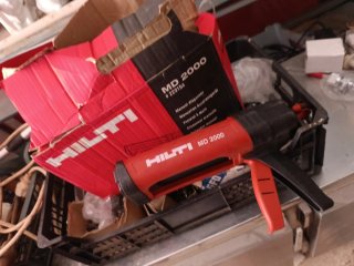 Pistola Hilti MD 2000 para Dos Compuestos