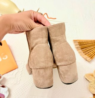Botines Beige