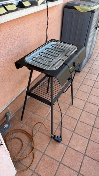 Griglia elettrica con supporto