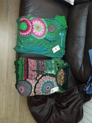 2 Camisetas Desigual Talla M