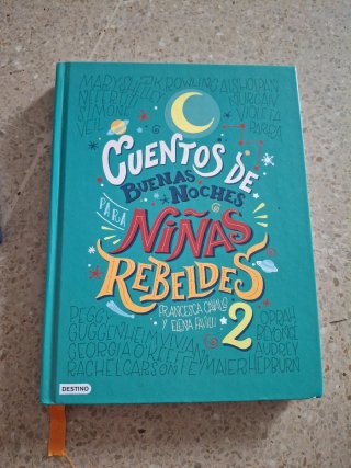Cuentos de buenas noches para niñas rebeldes 2