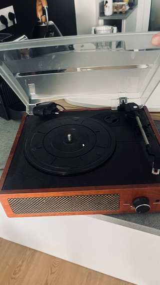 Giradischi Bluetooth in Legno. Marca sconosciuta
