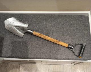 Pala de Juguete Madera y plástico 55cm de largo