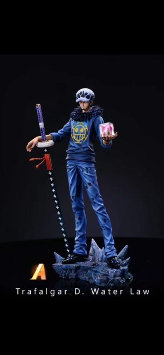 Figura Trafalgar D. Water Law HX Studio
