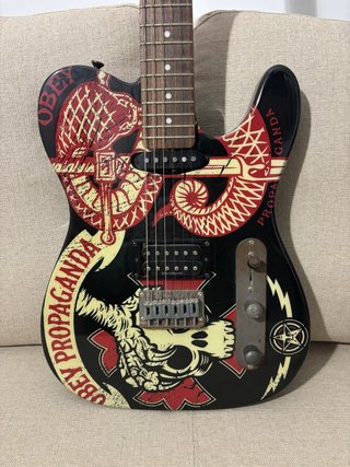 Guitarra Squier Fender Telecaster Obey