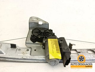 Elevalunas trasero izquierdo Renault Megane II