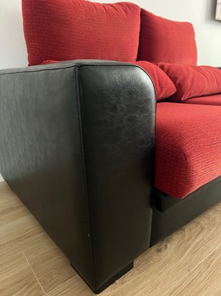 Sofá moderno negro y rojo