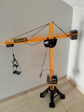 Grúa teledirigida