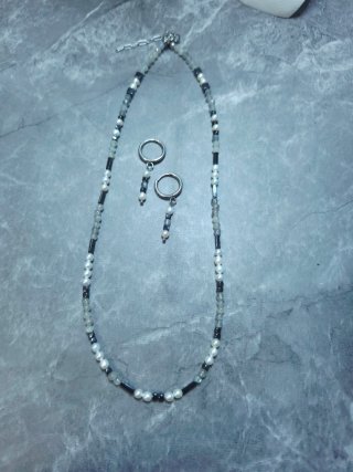 Conjunto Gargantilla y Pendientes Perlas