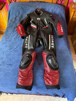 Mono de moto ARMURE