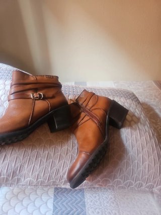 Botines de piel Pikolinos Talla 40