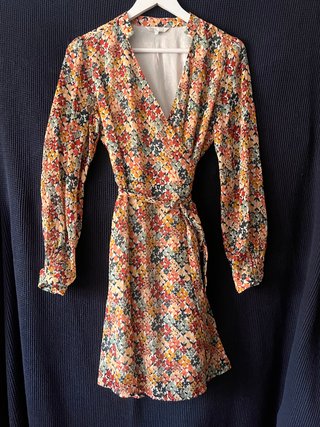Vestido floral manga larga