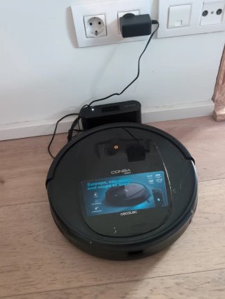 Aspirador Robot Conga Cecotec Usado