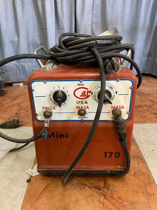 Soldadora Mini 170A