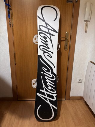 Tabla de Snowboard Atomic hatchet con Fijaciones