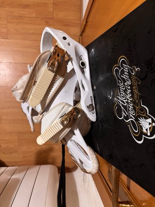Tabla de Snowboard Atomic hatchet con Fijaciones