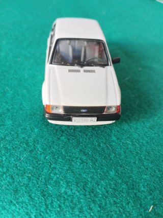 Maqueta Ford Escort Escala 1/43