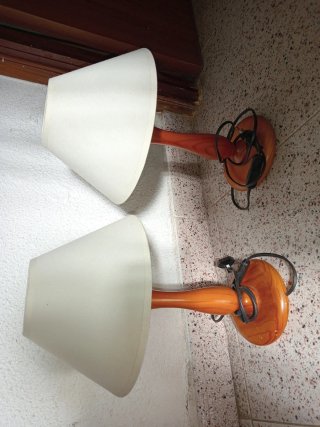 Pareja de lámparas de mesa madera y tela