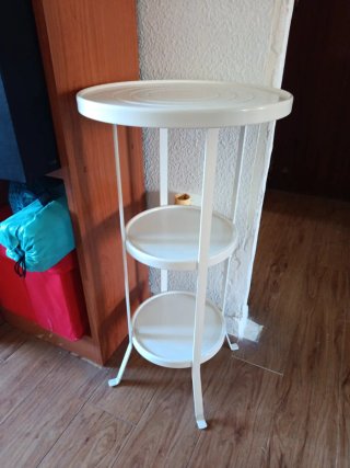 Mesita auxiliar IKEA blanca Gunnern