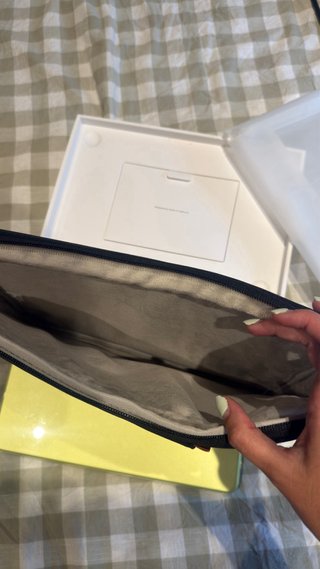 MacBook Air 256GB Lima