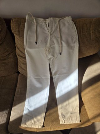 Pantalón Chino Blanco Zara Man talla 42