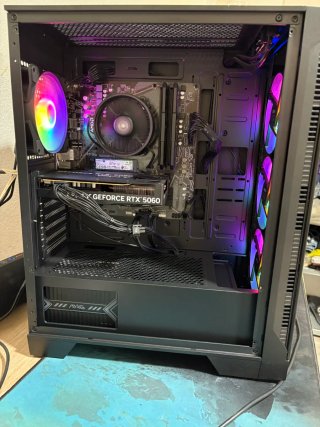 PC Gaming RTX 5060 | Ryzen 5 5600 | 32GB DDR4