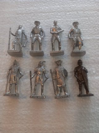 Set 8 Soldatini in Metallo Anni 80-90