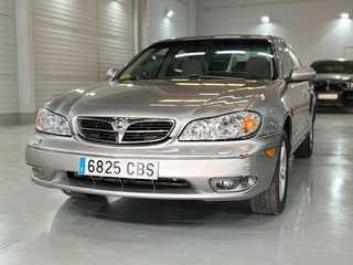 Nissan Maxima QX