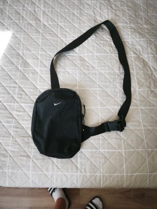 Bandolera Nike Negra