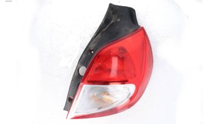 PILOTO TRASERO DERECHO RENAULT CLIO III Authentiqu