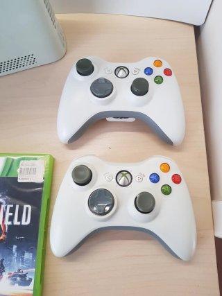 Lote Xbox 360 con giochi e accessori