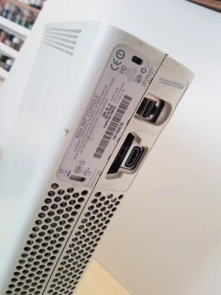 Lote Xbox 360 con giochi e accessori