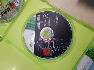 Lote Xbox 360 con giochi e accessori