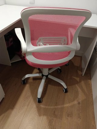 Escritorio y silla de oficina