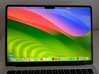 MacBook Air M2 16GB