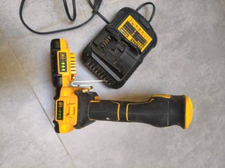 Atornillador Pladur Dewalt DCF620 + 2 Baterías