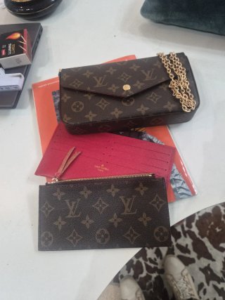 Bolso Louis Vuitton Monogram Pochette