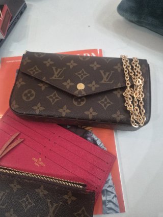 Bolso Louis Vuitton Monogram Pochette