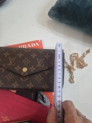 Bolso Louis Vuitton Monogram Pochette