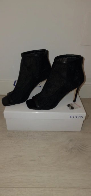 Botines de malla negros Guess