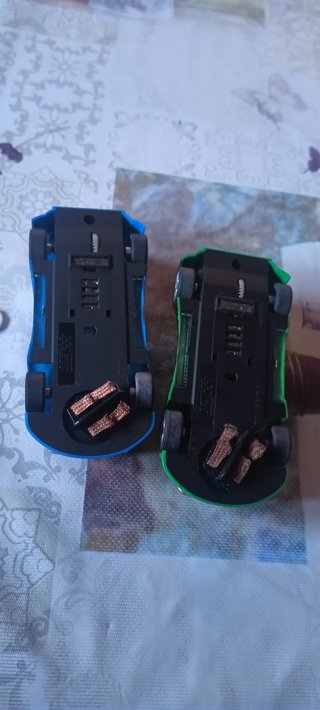 Pack de coches Scalextric Compact. Pareja de Toyot