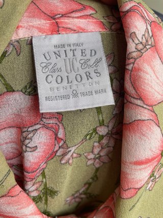 Camisa Benetton vintage flores verde rosa 70s 80s