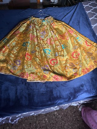Falda de traje de fallera