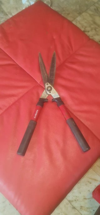 Set di 4 forbici da potatura